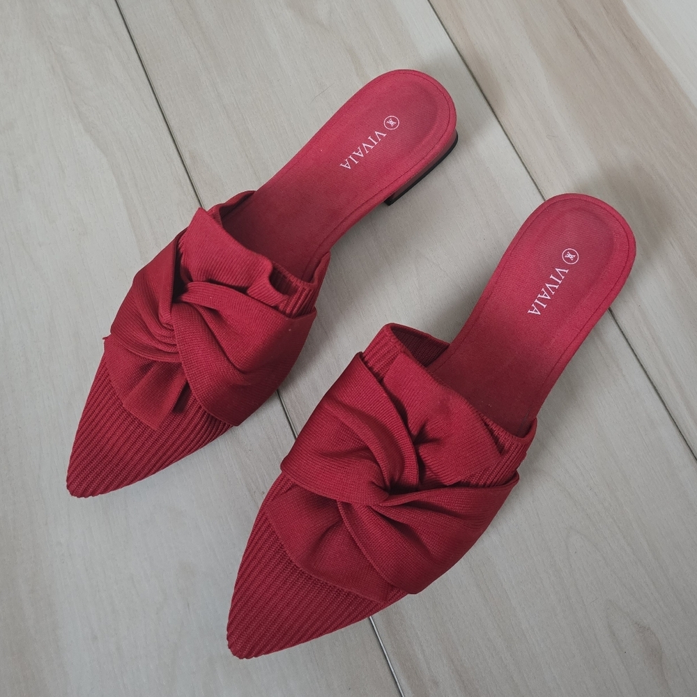 Vivaia Pointed-Toe Knot Sandals (Yaffa) - Picture 5 of 12